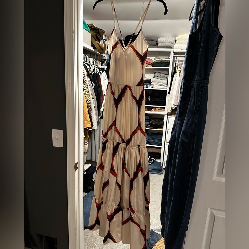 New with tags dress - Picture 4 of 5